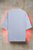 Look At Me T-Shirt - Playful and Attention-Grabbing Design